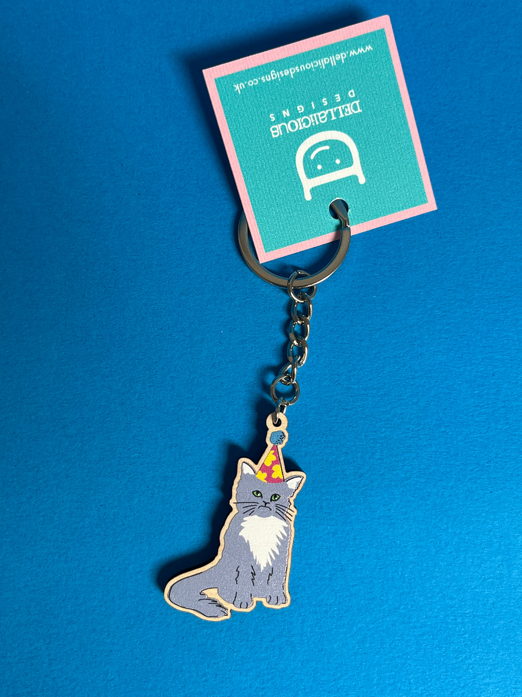 Cat in Party Hat Wooden Keyring – Cute Illustrated Design