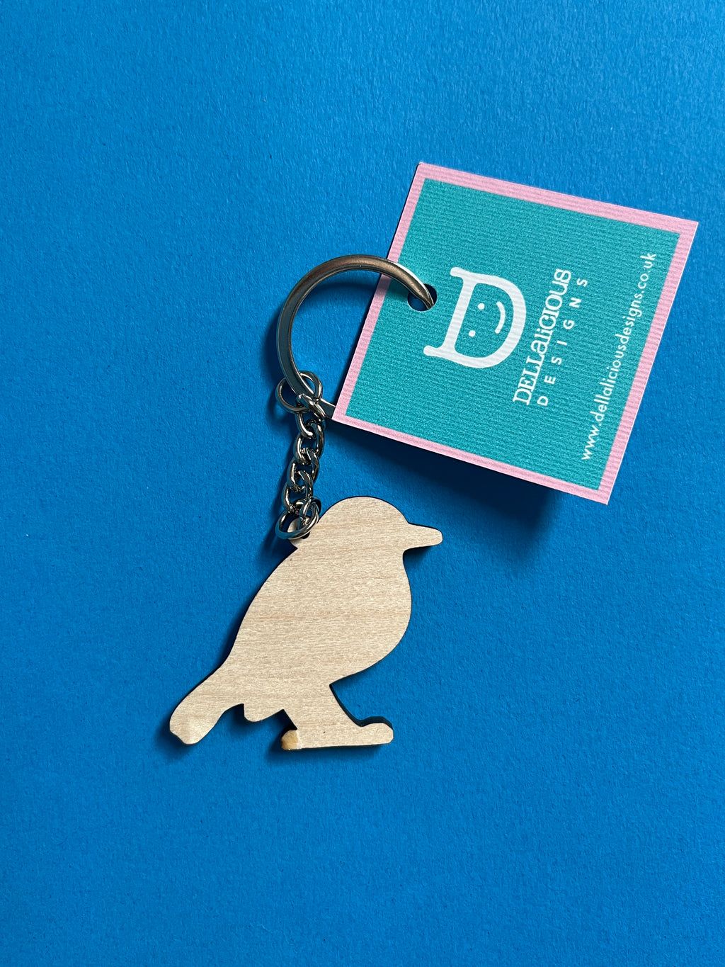 Robin Wooden Keyring – Vintage Style Illustrated Design